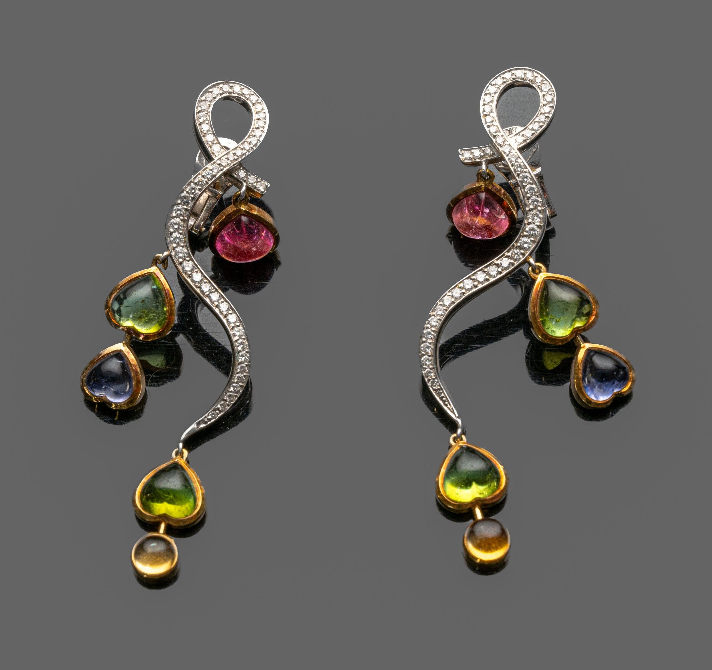 Objets d'art & Curiosités