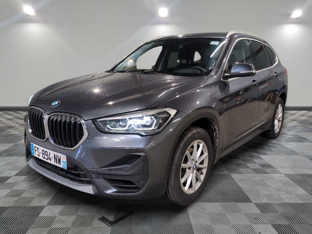 BMW - X1 SDRIVE 18I 140 CH BUSINESS DESIGN - ES - Mise en se…