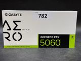 une photo d'un emballage de GeForce RTX 6500