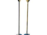 paire de lampadaires en laiton et en métal bleu