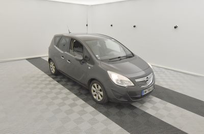 OPEL MERIVA 1.3 CDTI95 COSMO. Pour obtenir le contrôle techn…
