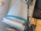 a machine that is sitting on top of a table