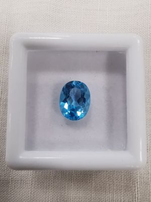 TOPAZE Swiss Blue VS Africa ovale 9 x 7 2,42ct