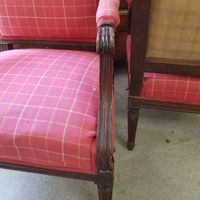 Paire de fauteuils en hêtre teinté, dossier carré droit - St… (photo 4)
