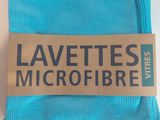 blue cloth with a tag on it that says lavettes microfibre