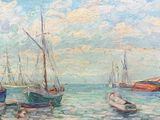 many boats that are in the water near the shore