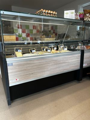 Suite LJS SARL L'EPISTOCHE, sur désignation et en un seul et…