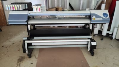 a large machine that is sitting in a room