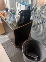 2 tréteaux + 1 fauteuil de secrétaire en tissus gris + 1 cai… (photo 3)