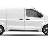 la camionnette blanche est garée sur le côté de la route