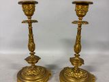 paire de chandeliers anciens en laiton sur base en marbre