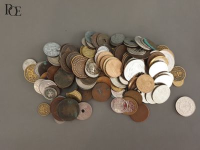 Ensemble de pièces de monnaie diverses France et Etranger XX… - Photo 1