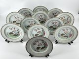 douze assiettes en porcelaine chinoise ornées de fleurs et d'oiseaux