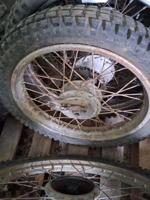 LOT de 2 jantes Av et Ar HONDA SL