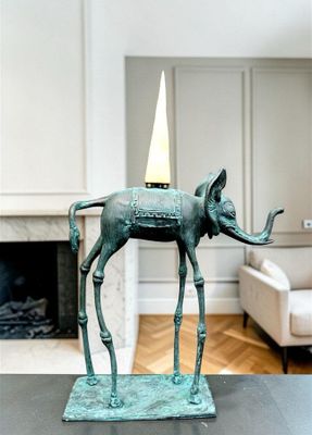 En Hommage à Salvador DALI, art Moderne : L’éléphant Cosmiqu…