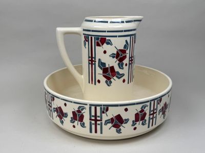 a cup and saucer sitting on a saucer
