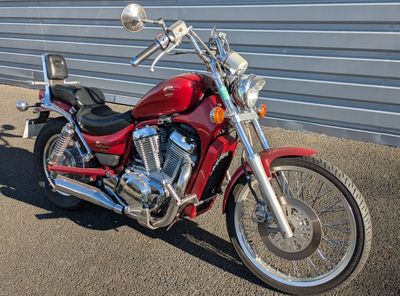 Moto SUZUKI type INTRUDER 800 Imm : BS-861-VY