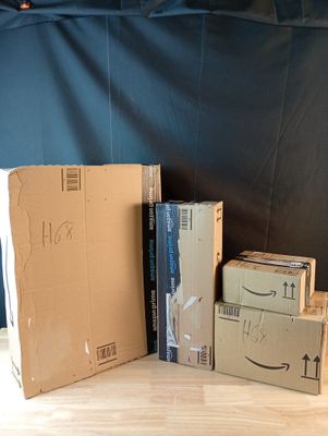 Lot de 4 colis Mystere (Retour Amazon,NPAI, Adresse incomple…