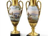 paire de vases anciens ornés de scènes peintes à la main