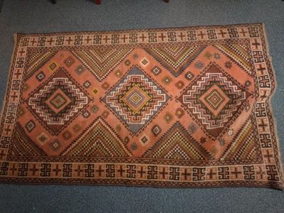 Tapis d’orient 119 x 192