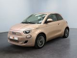 une photo d'une Smart garée dans un showroom