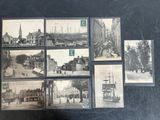 plusieurs vieilles photos en noir et blanc d'une ville avec des bâtiments