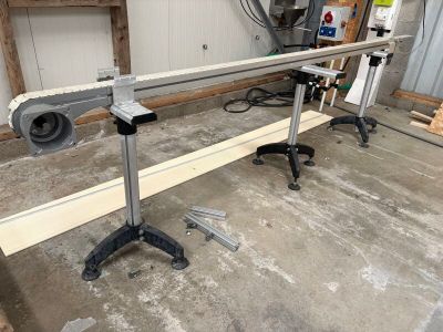 a picture of a workbench in a garage