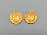 deux pièces d'or, dont l'une est un souverain et l'autre un souverain