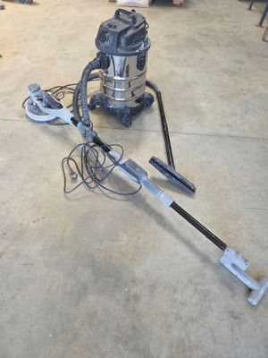 Ponceuse circulaire WERKU WK403260 avec son aspirateur de po…
