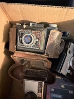 Lot d'appareils photo, caméras, paire de jumelles, et divers (photo 4)