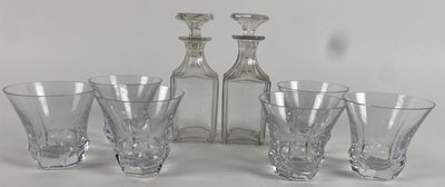 Suite de six verres à whisky en cristal. Un verre ébréché.