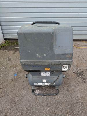 Compresseur d'air monophasé sur chariot MAUGUIERE MXF19-10T/…
