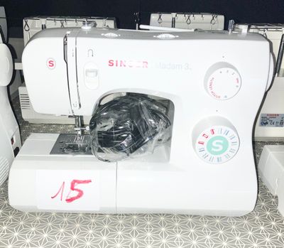 MACHINE A COUDRE SINGER Madame 3 - Photo 1