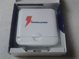 une boîte contenant un chargeur