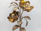 an image of a lamp that is on top of a table