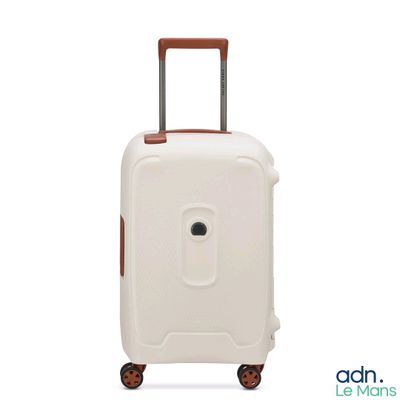 une image représentant une valise à roulettes