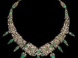 un collier en émeraudes et diamants issu de la collection