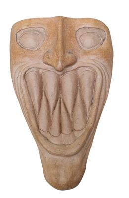 une image représentant un masque en argile sur fond blanc