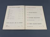 un menu de restaurant sur lequel figure la liste des prix