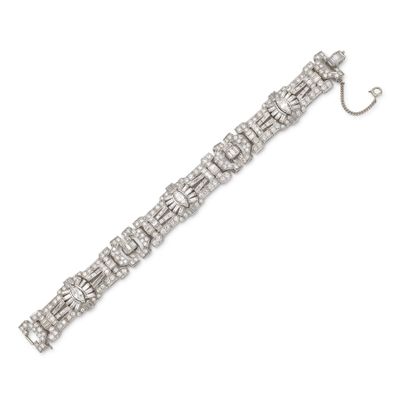 un bracelet en diamants art déco