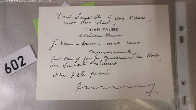 Edgar FAURE: Carte autographe manuscrite signée.