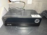 une photo d'un lecteur DVD très élégant