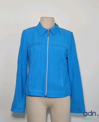 veste bleue sur mannequin mannequin mannequin mannequin mannequin mannequin mannequin mannequin mannequin manne