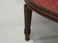 Bergère en bois mouluré et sculpté, le dossier oblong, les a… (photo 5)