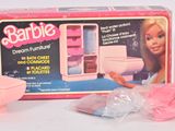 Ensemble de salle de bain pour poupée Barbie comprenant des toilettes, un lavabo, un miroir et une baignoire