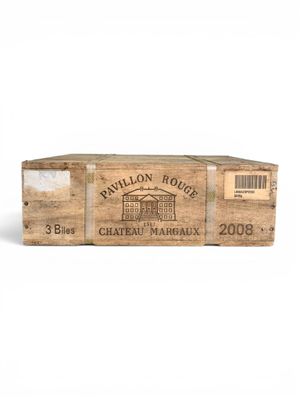 caisse à vin en bois avec une étiquette sur le devant