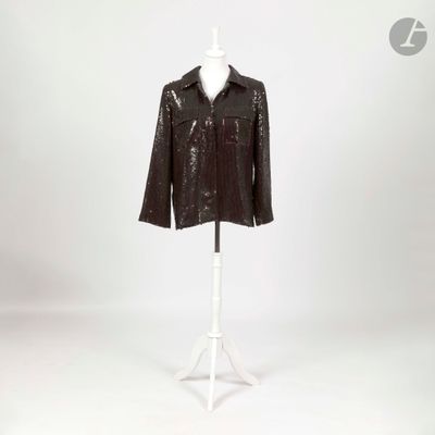 une veste en cuir noir sur un mannequin mannequin mannequin mannequin mannequin mannequin mannequin mannequin mannequin mannequin