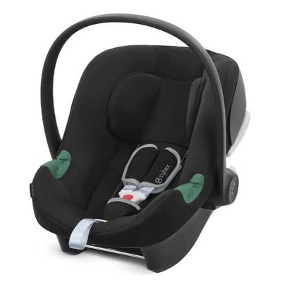 un siège auto pour bébé muni d'une poignée