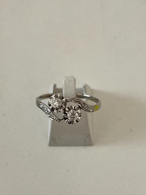Bague or blanc 750/000 et sertissage platine, "toi et moi", …