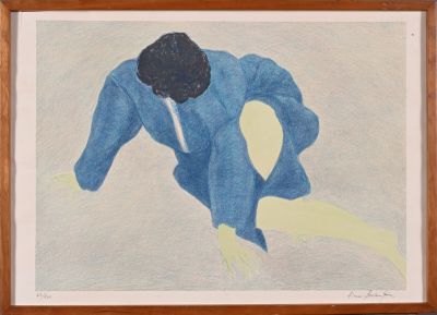 tableau représentant un homme en costume bleu qui se penche pour ramasser quelque chose par terre